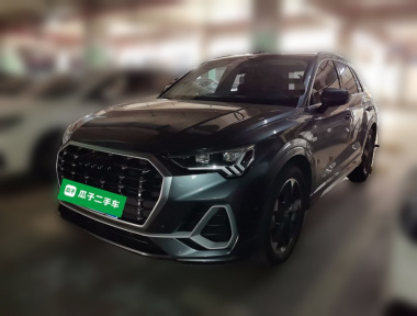 Audi Q3 2023 Audi Q3 2023 immagine di auto