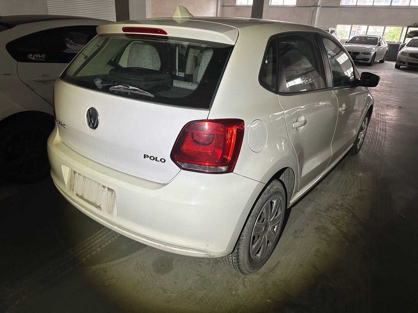Volkswagen Polo 2013 car image #24