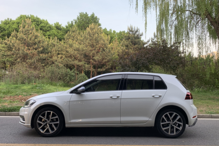 Volkswagen Golf 2018 #4 Volkswagen Golf 2018 car image #4