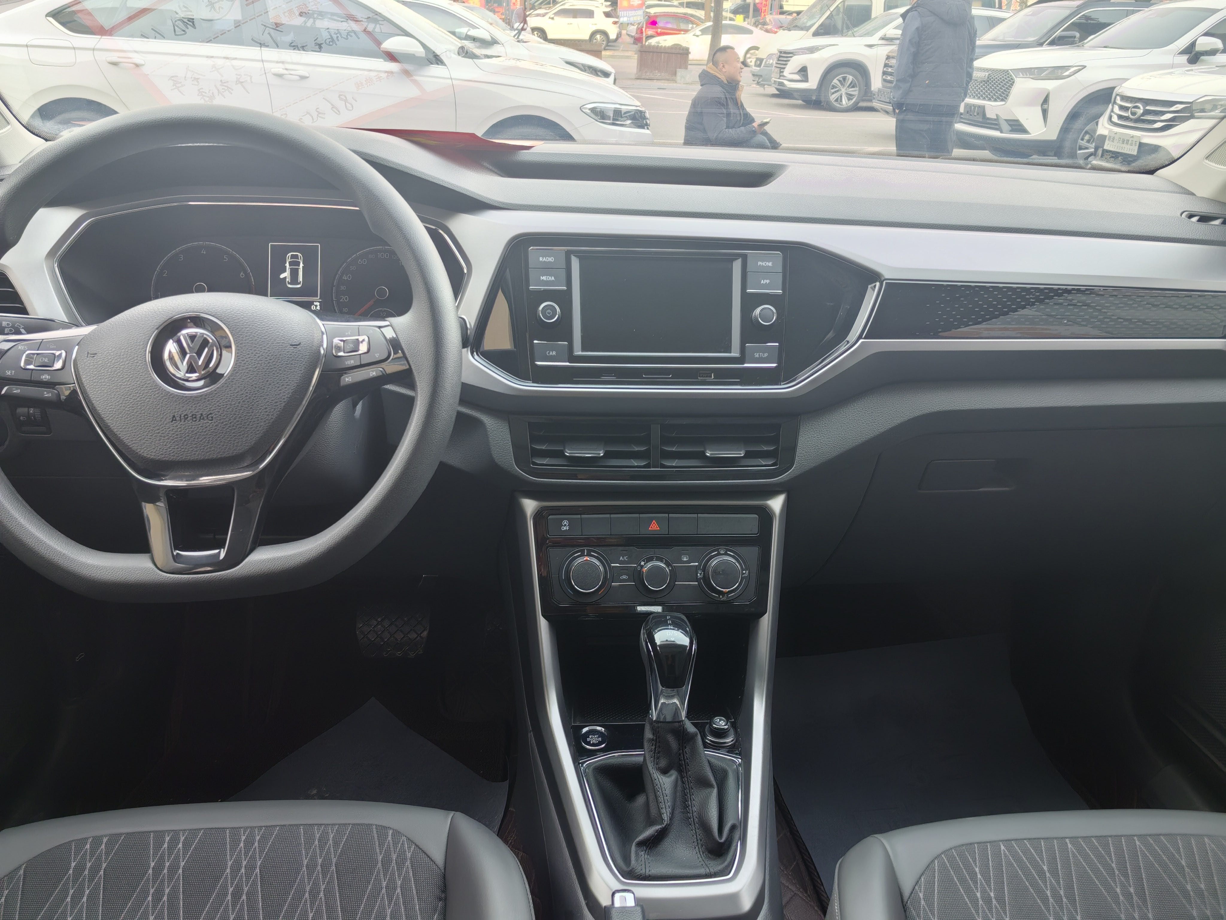 Volkswagen T-Cross 2021 imagem de carro #5