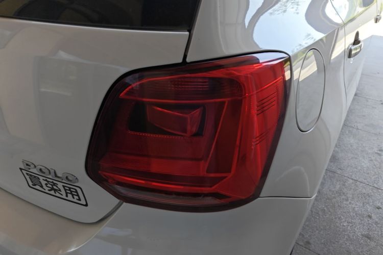 Volkswagen Polo 2016 #8 Volkswagen Polo 2016 car image #8
