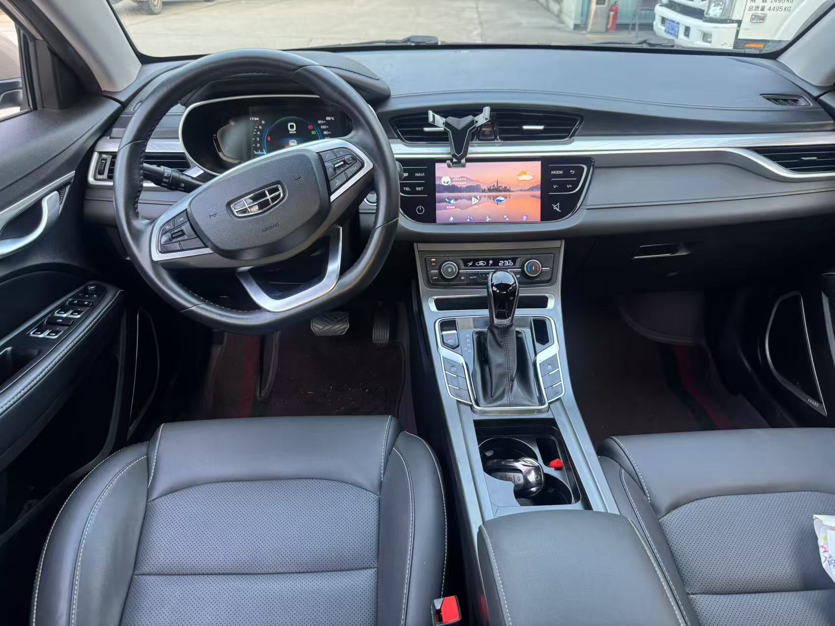GEELY Emgrand 2021 car image #7