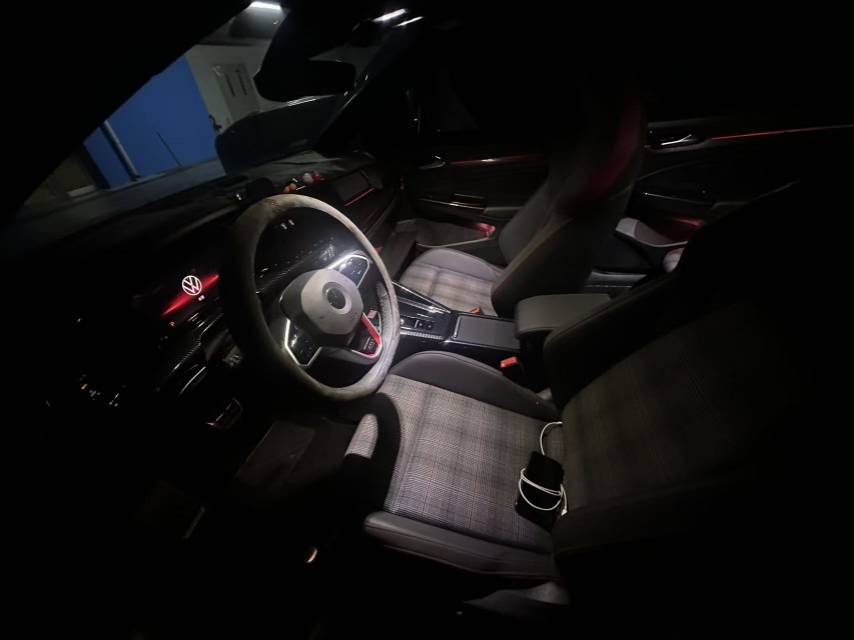 Volkswagen GolfGTI 2022 صورة سيارة #3