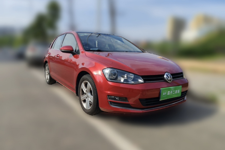 Volkswagen Golf 2015 car image #6