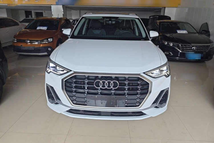 Audi Q3 2019 #3 Audi Q3 2019 car image #3