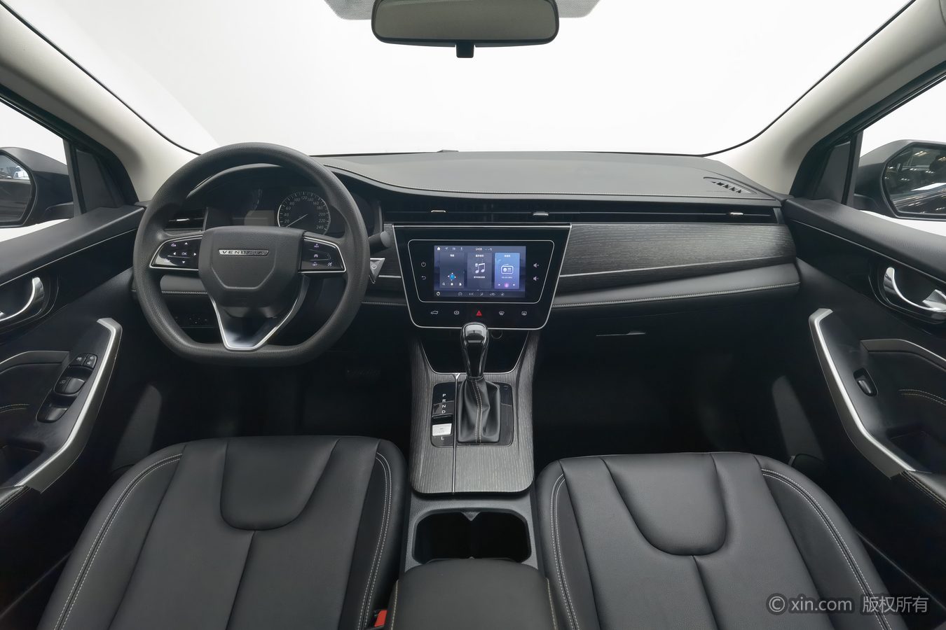 2024 car image #12
