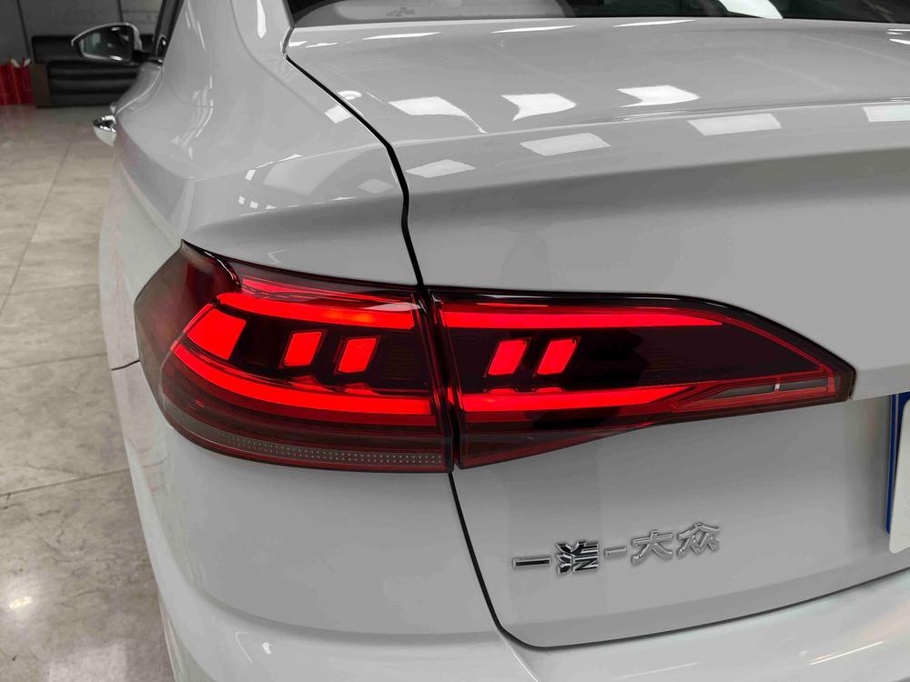 Volkswagen Bora 2022 صورة سيارة #8