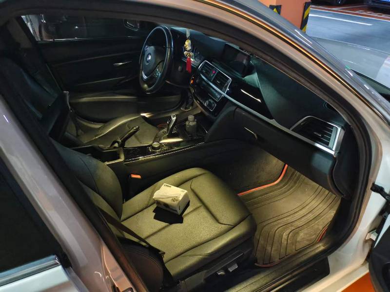 BMW 3 Series 2017 #4 BMW 3 Series 2017 car image #4