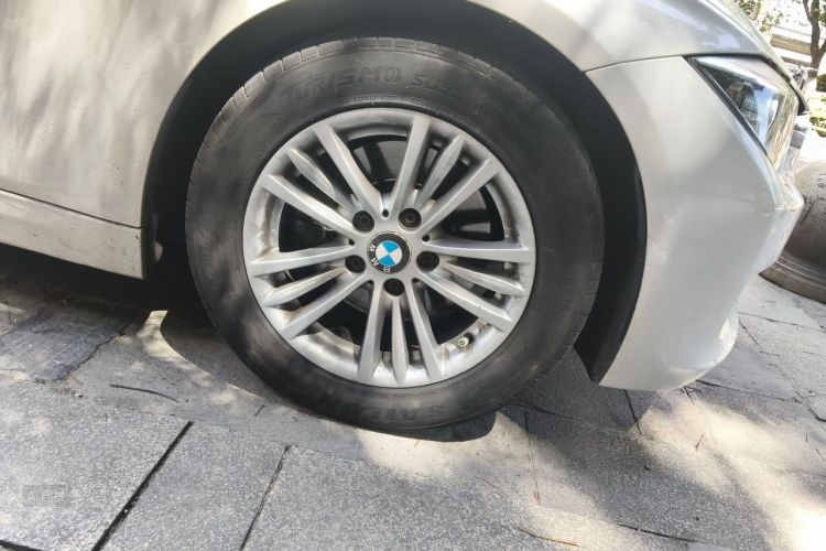 BMW 3 Series 2014 #9 BMW 3 Series 2014 car image #9
