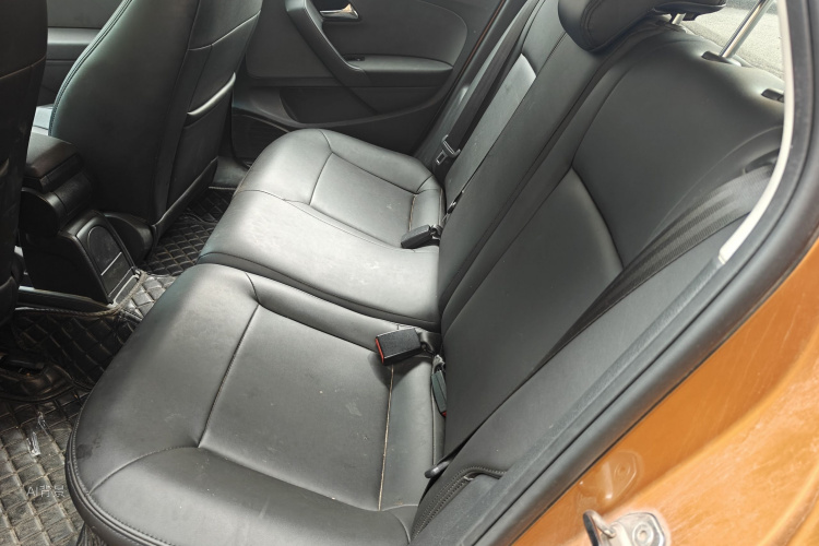 Volkswagen Polo 2016 صورة سيارة #19