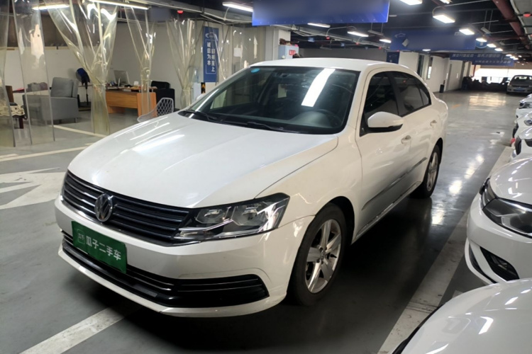 Volkswagen Lavida 2017 car image #2