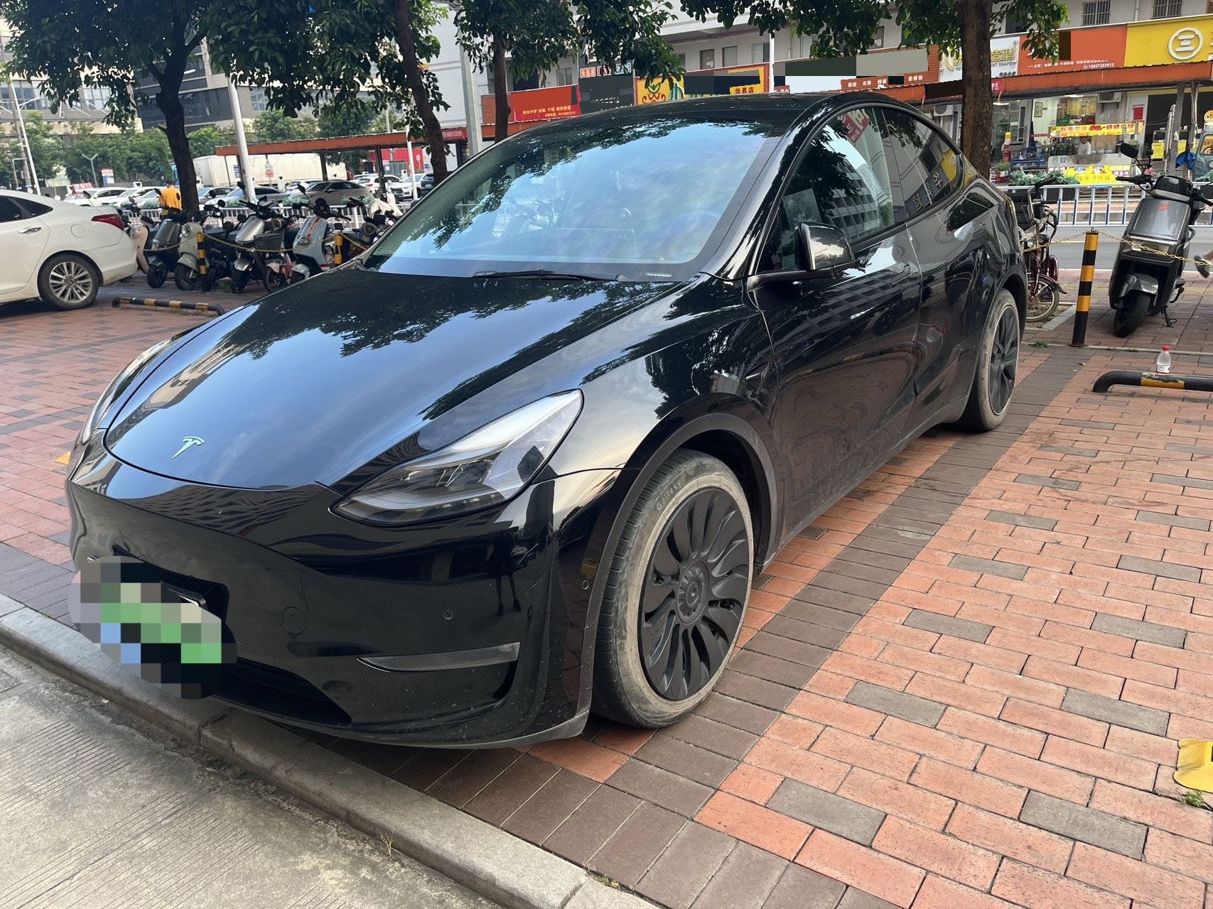 Tesla Model Y 2021 car image 