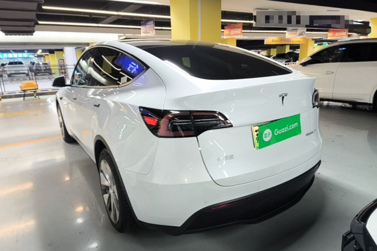 Tesla Model Y 2022 #7 Tesla Model Y 2022 car image #7