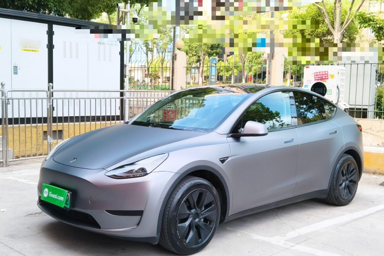 Tesla Model Y 2023 #2 Tesla Model Y 2023 car image #2