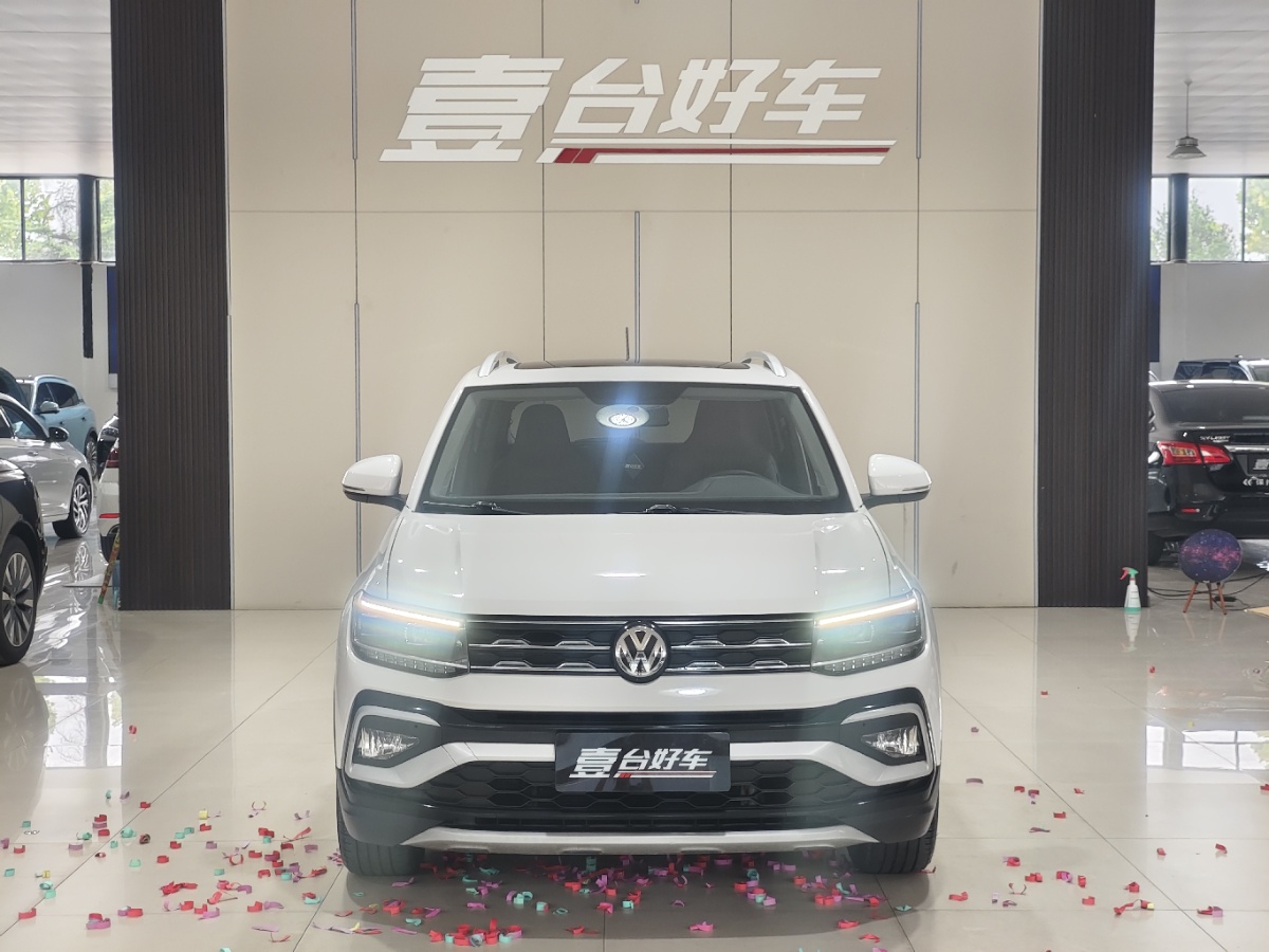 Volkswagen T-Cross 2021 #2 Volkswagen T-Cross 2021 صورة سيارة #2
