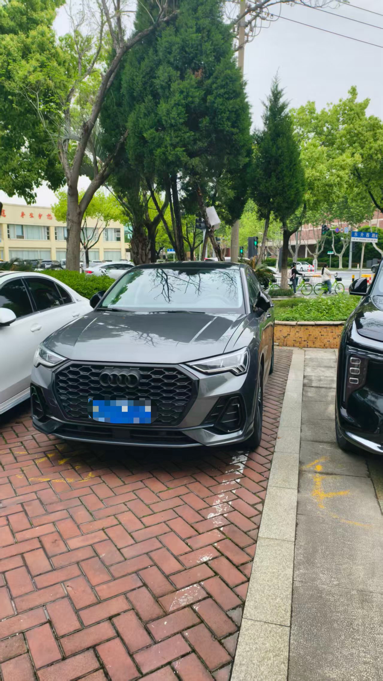 Audi Q3 Sportback 2023 car image #2