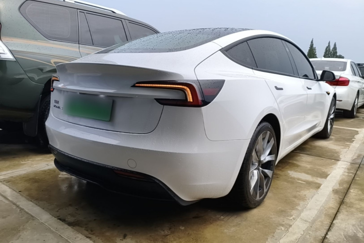 Tesla Model 3 2025 #5 Tesla Model 3 2025 car image #5