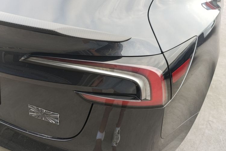 Tesla Model 3 2024 #8 Tesla Model 3 2024 car image #8