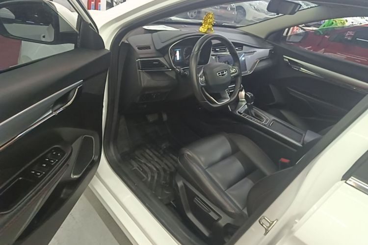 GEELY Binray 2020 car image #16