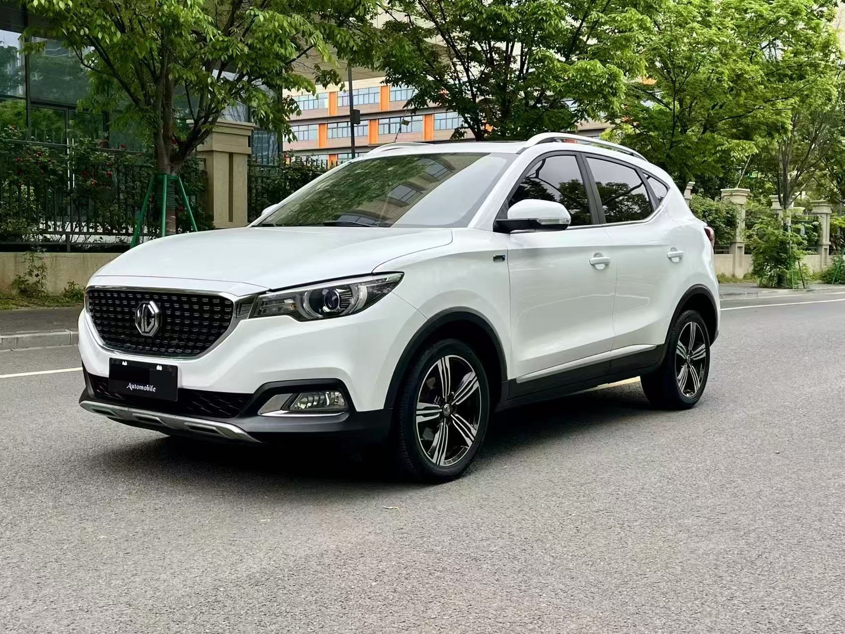 MG ZS 2018 car image 