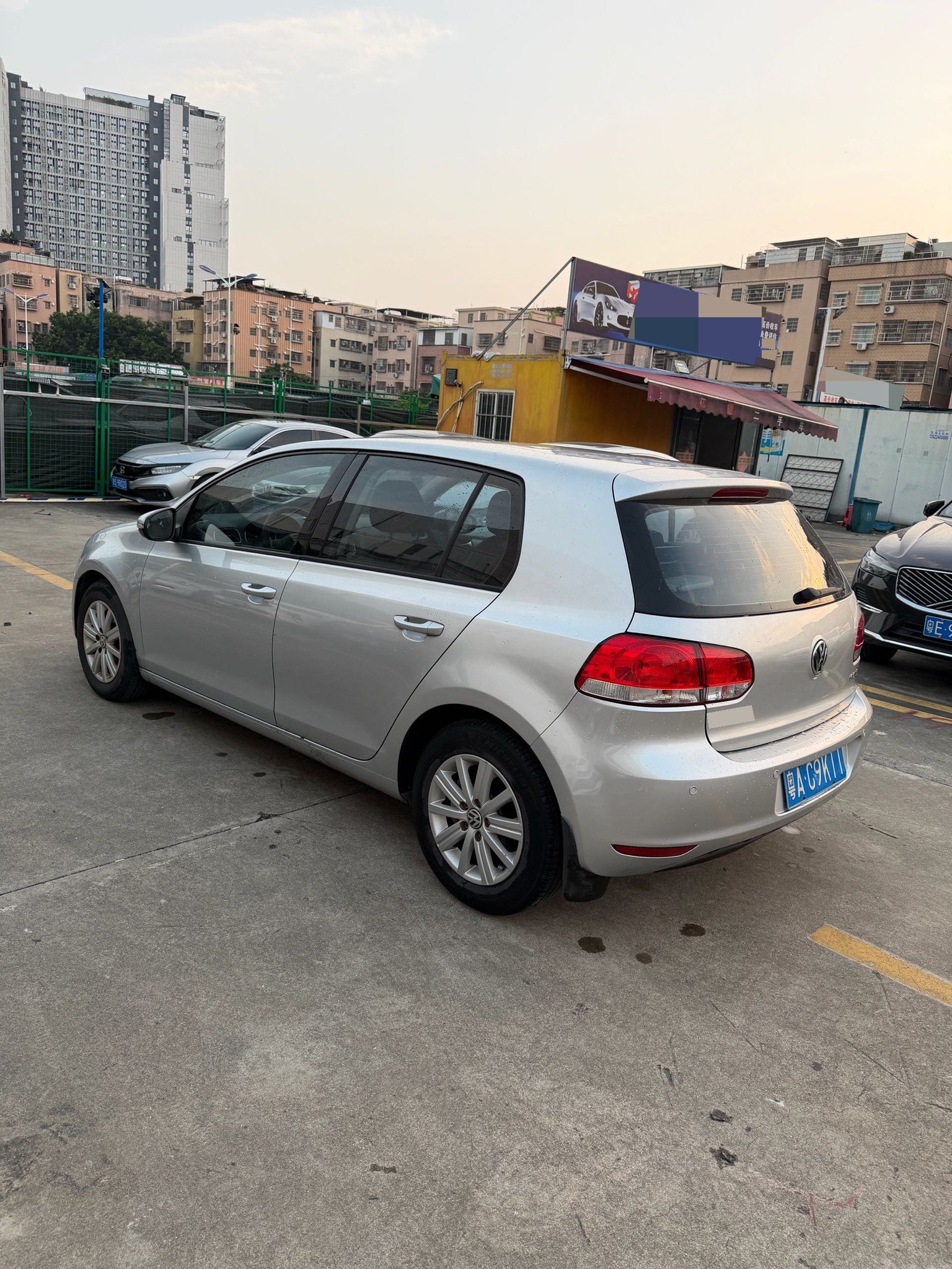 Volkswagen Golf 2011 #9 Volkswagen Golf 2011 صورة سيارة #9