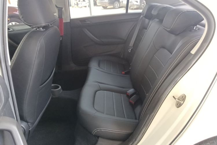 Volkswagen Santana 2019 car image #17