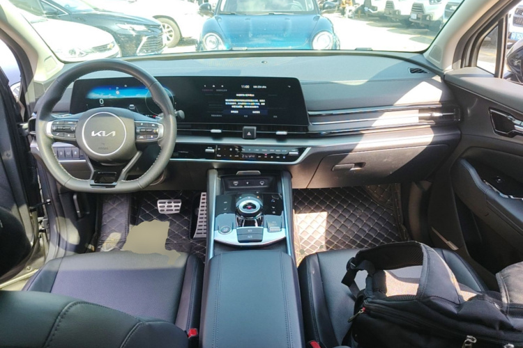 Kia Sportage 2022 car image #11
