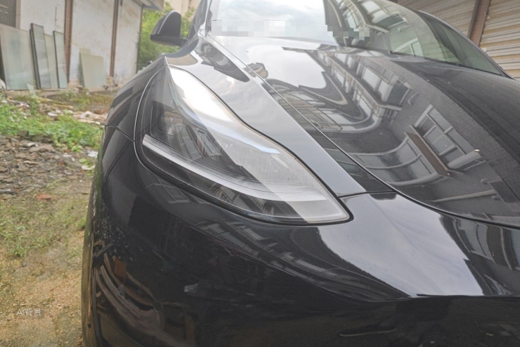 Tesla Model Y 2022 car image #8