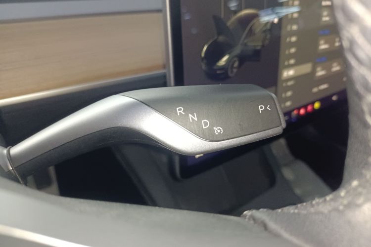 Tesla Model 3 2021 #14 Tesla Model 3 2021 car image #14