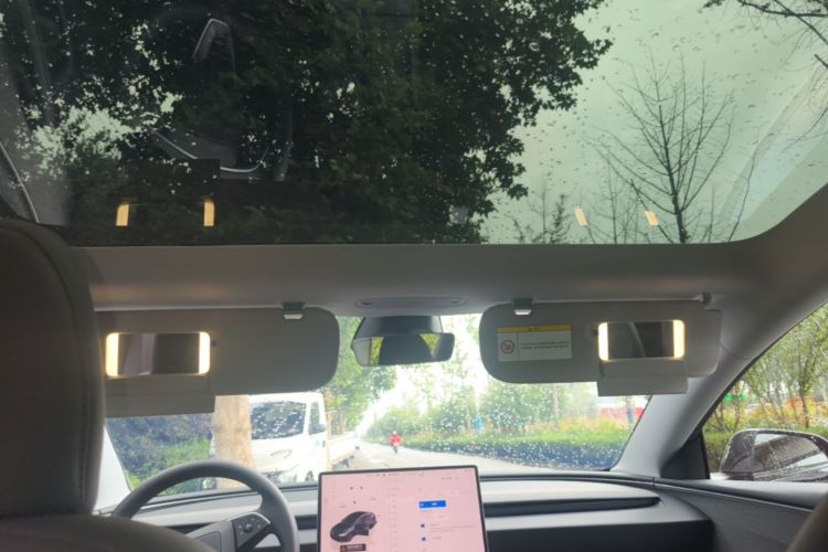 Tesla Model 3 2025 #18 Tesla Model 3 2025 car image #18