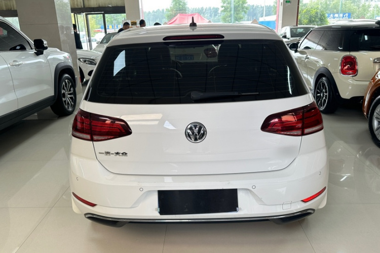Volkswagen Golf 2020 #6 Volkswagen Golf 2020 car image #6