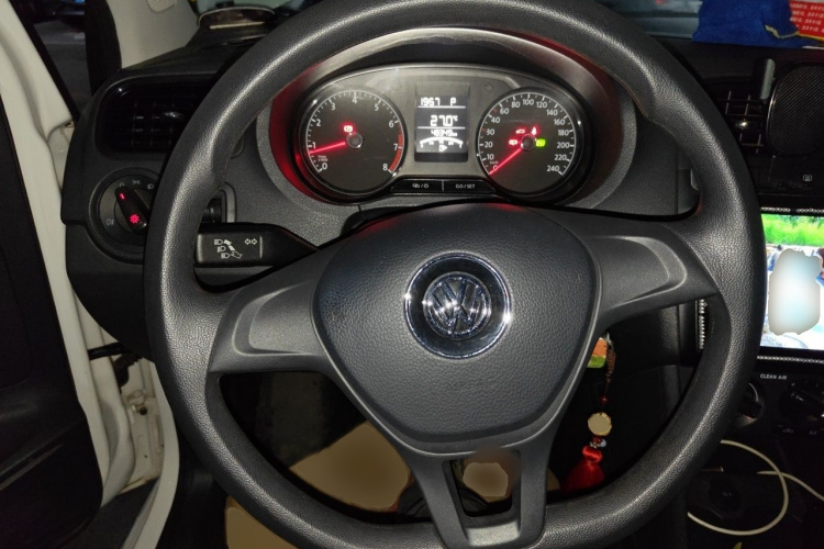 Volkswagen Polo 2017 #12 Volkswagen Polo 2017 car image #12