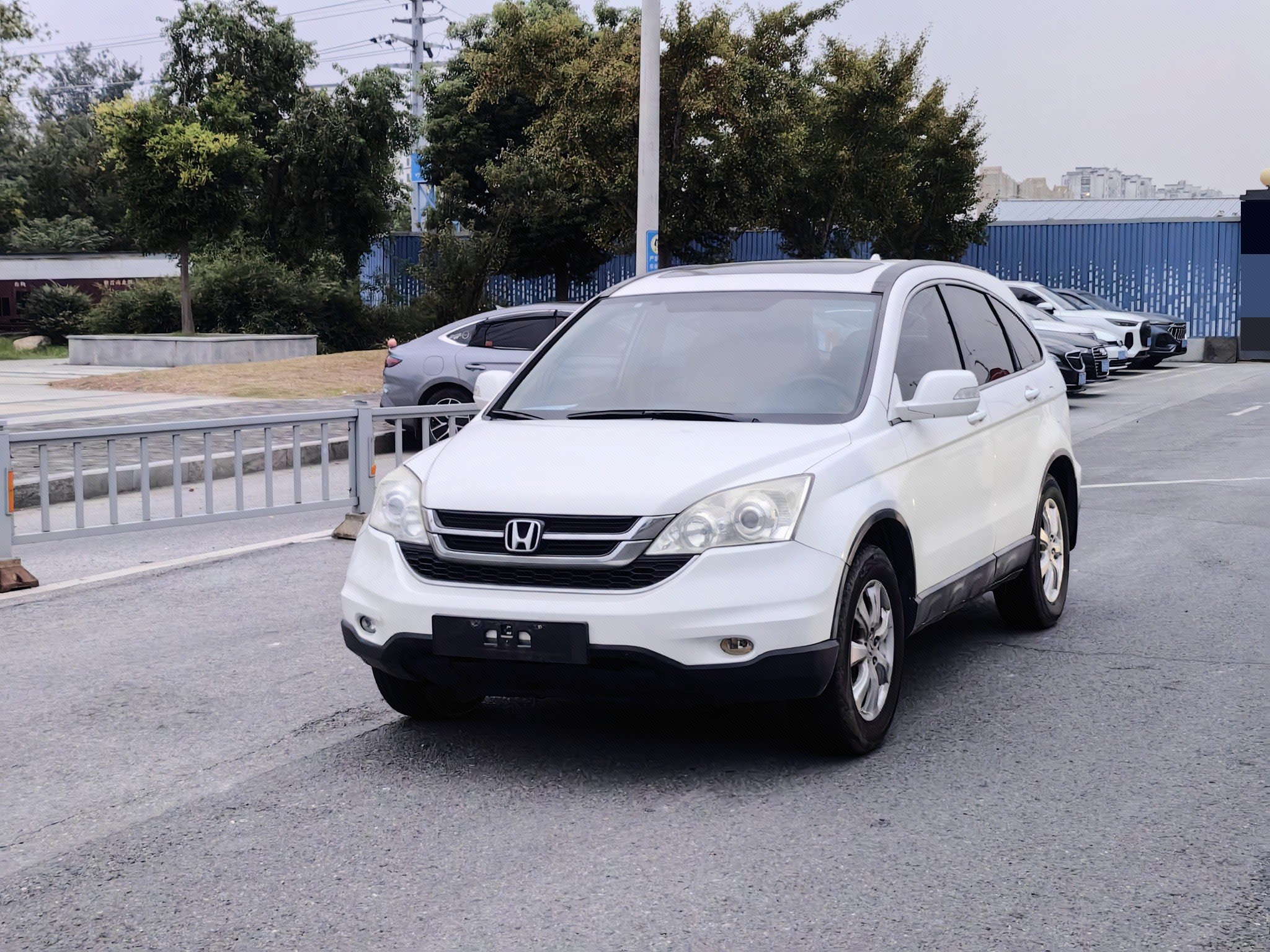 2012 2012 car image