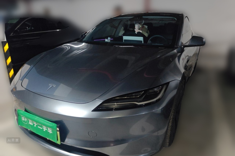 Tesla Model 3 2024 car image #2