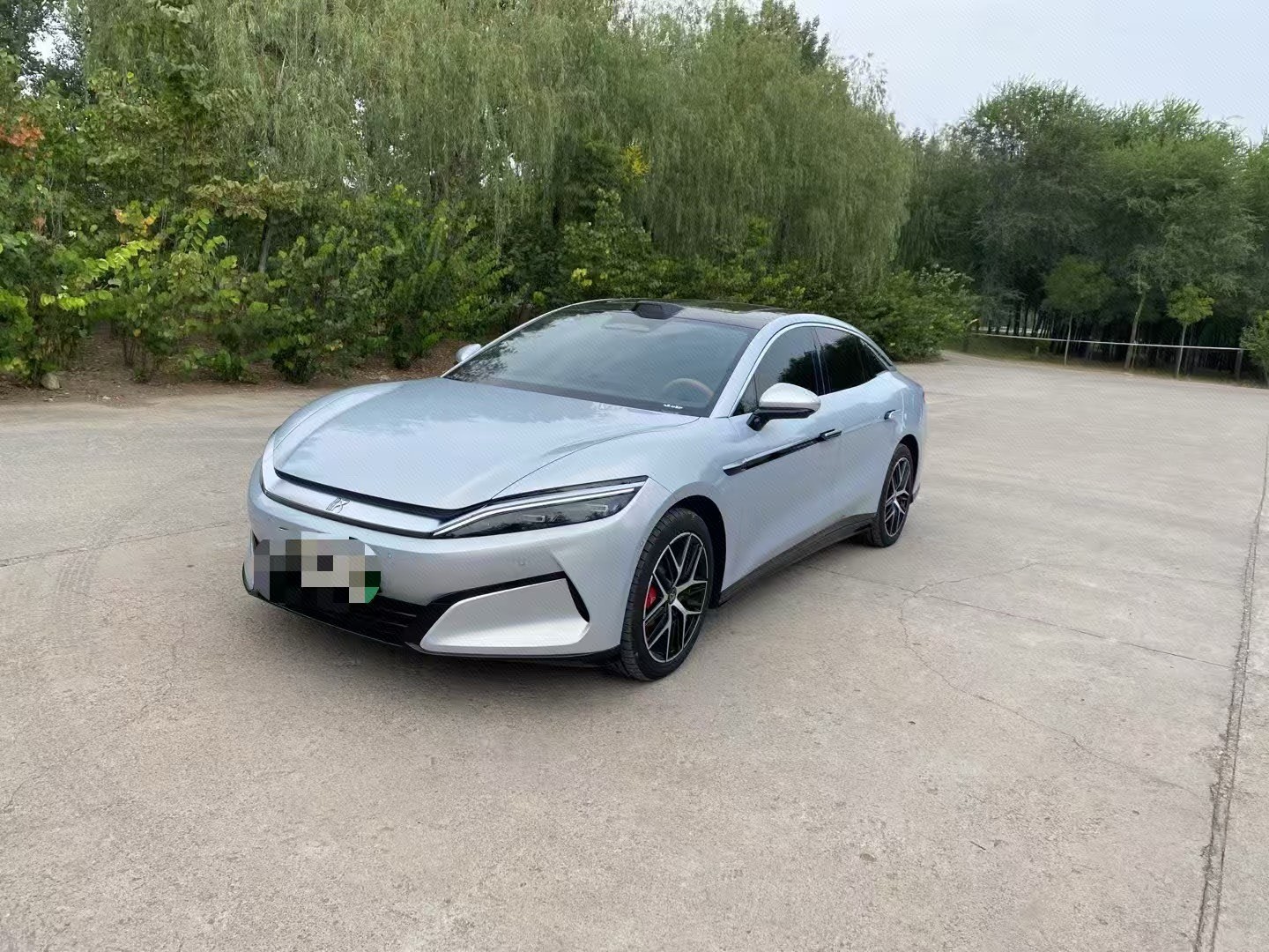 BYD HanL 2026 BYD HanL 2026 car image