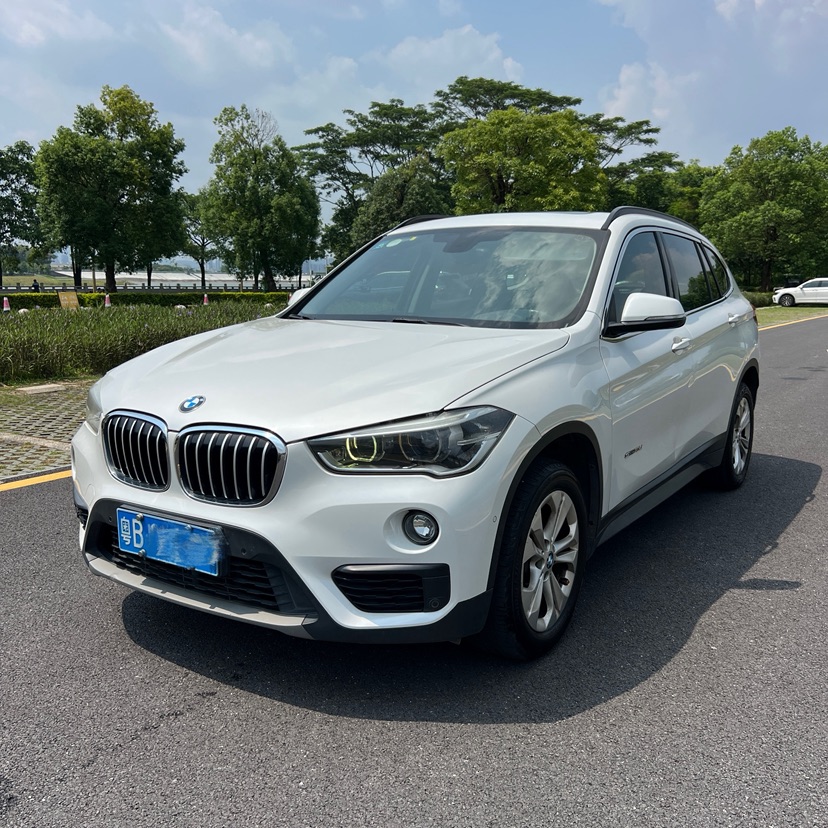 BMW X1 2016 BMW X1 2016 car image