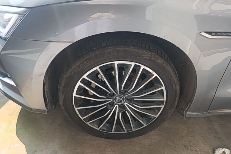 BYD Han 2021 car image #9