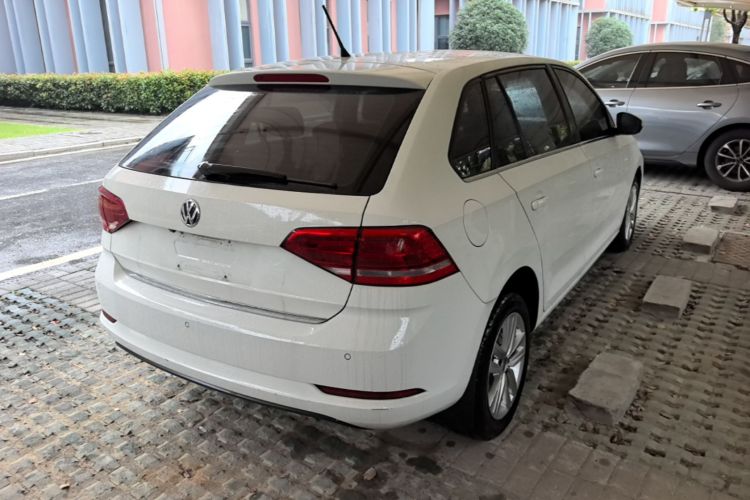 Volkswagen Santana 2016 car image #5