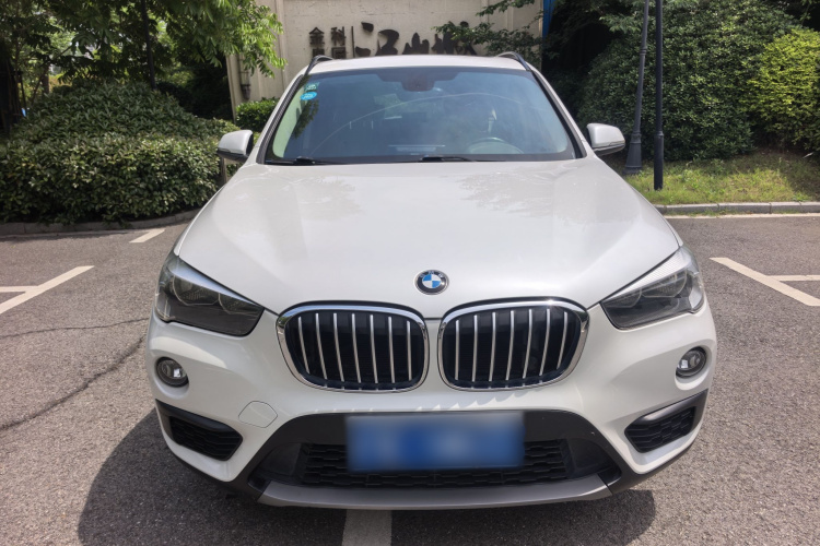 BMW X1 2017 #3 BMW X1 2017 car image #3