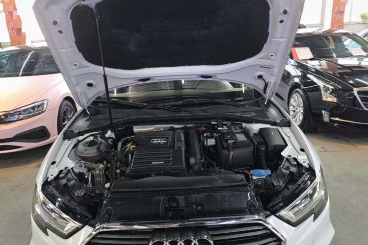 Audi A3 2019 car image #20