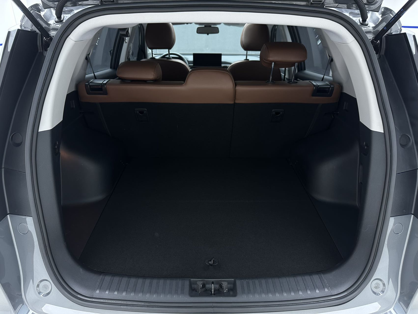 GEELY Vision X6 2023 car image #15