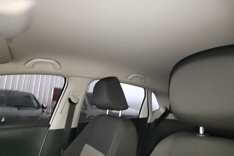 Volkswagen Polo 2019 car image #18