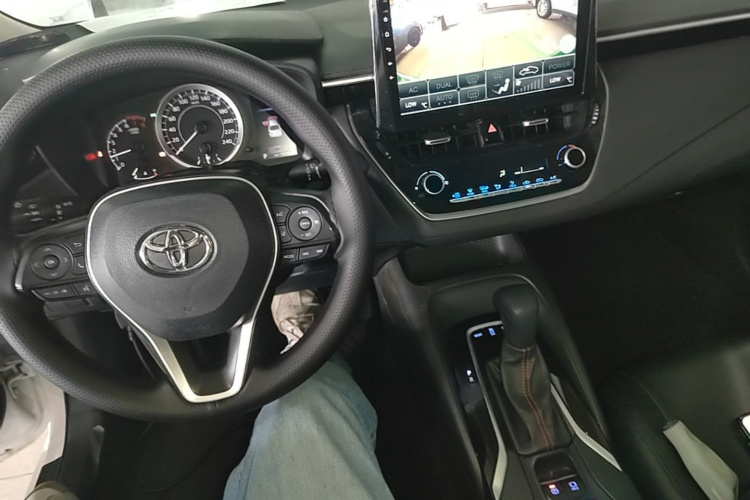 Toyota Corolla 2021 car image #10
