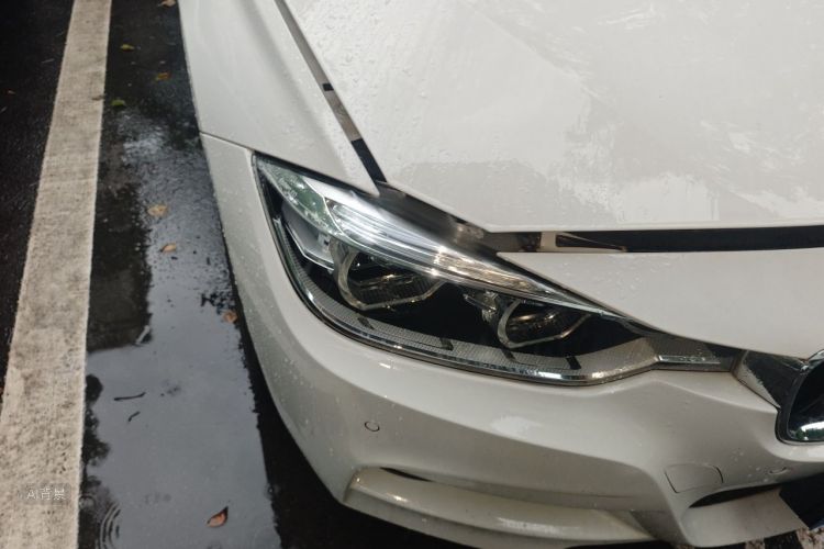 BMW 3 Series 2018 car image #8