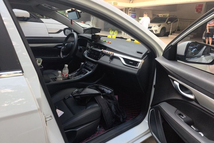 GEELY Emgrand 2020 #27 GEELY Emgrand 2020 car image #27
