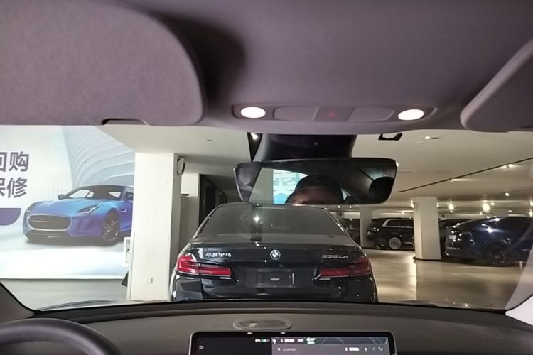 Tesla Model 3 2023 car image #18