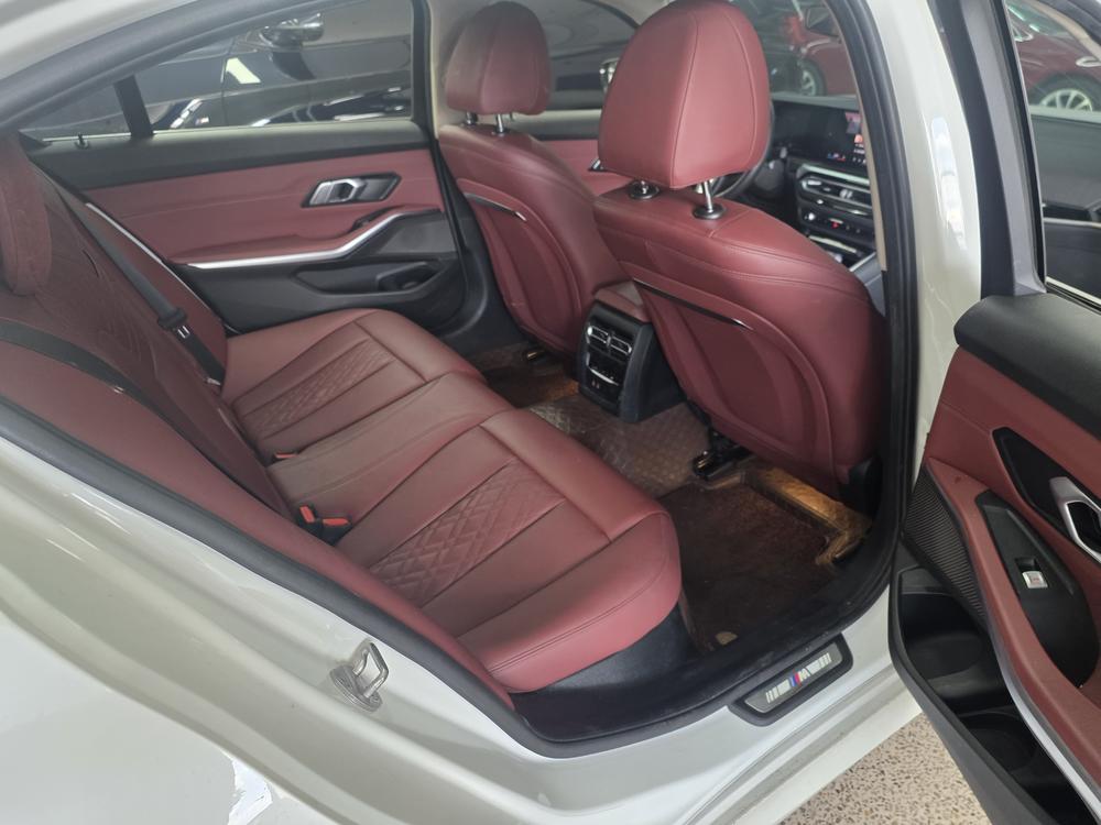 BMW 3 Series 2024 car image #19