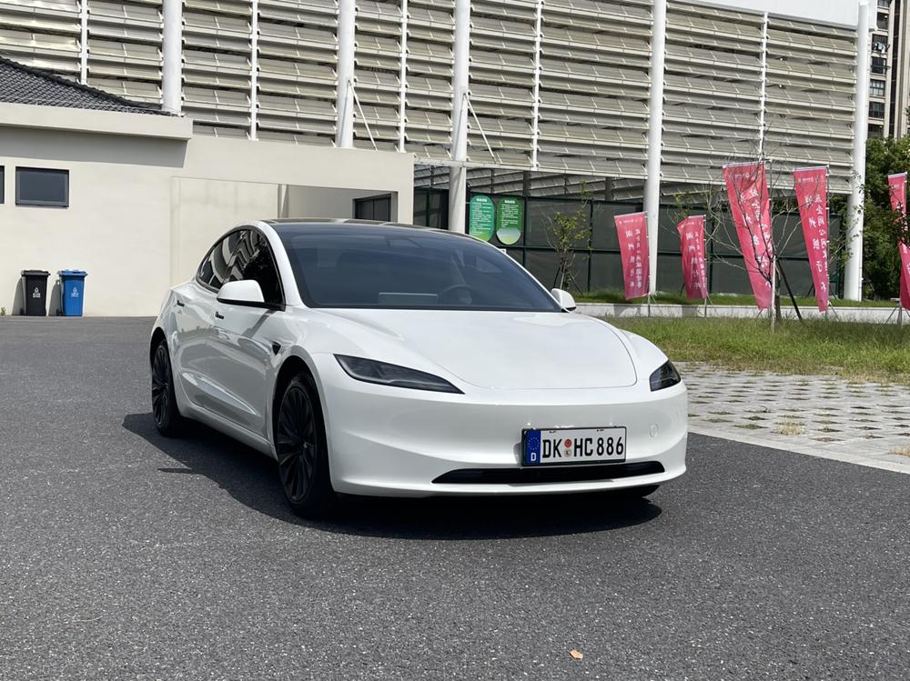 Tesla Model 3 2024 #3 Tesla Model 3 2024 car image #3