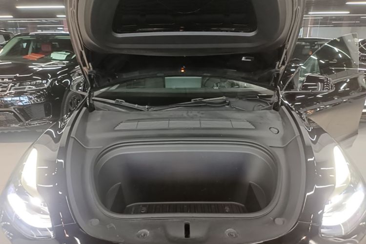 Tesla Model Y 2024 #20 Tesla Model Y 2024 immagine di auto #20