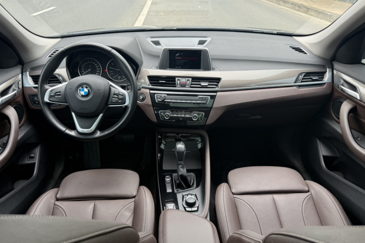 BMW X1 2018 #22 BMW X1 2018 car image #22